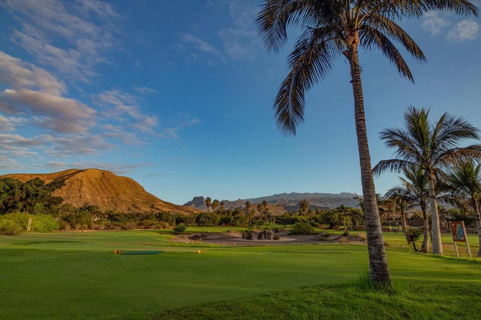 Top 5: Campos de Pitch & Putt en la Costa Española para el Verano 2025
